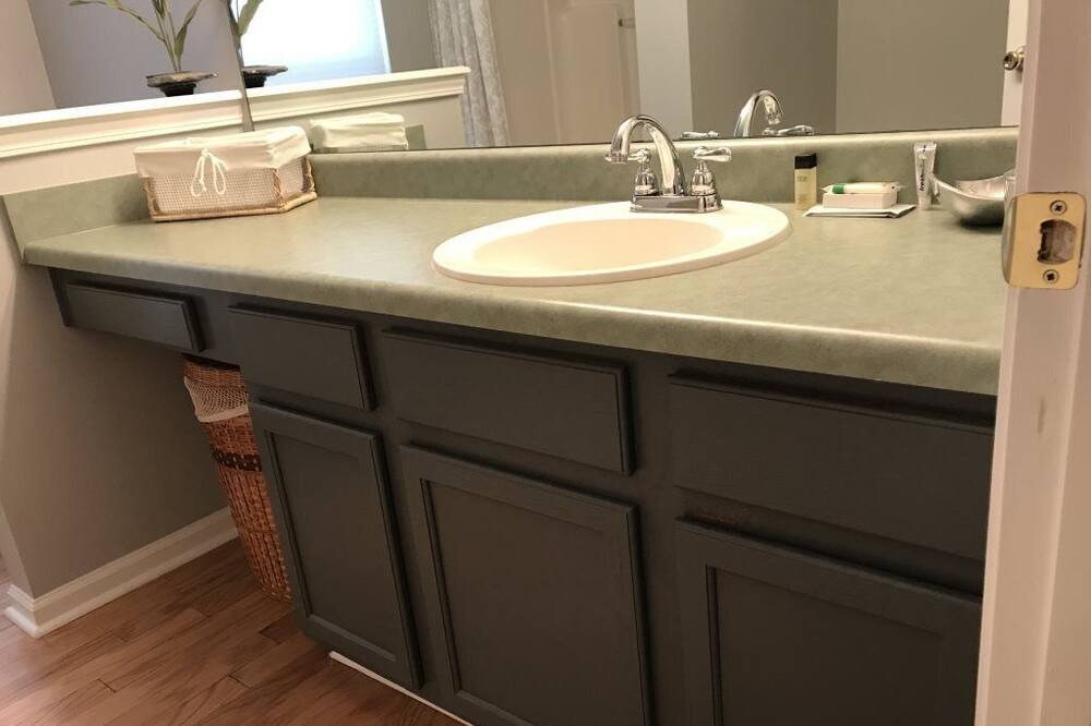 Photo of Bathroom in Eatonton