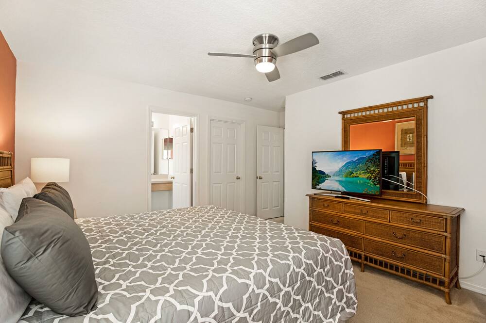 Photo of Bathroom in Florida Pines