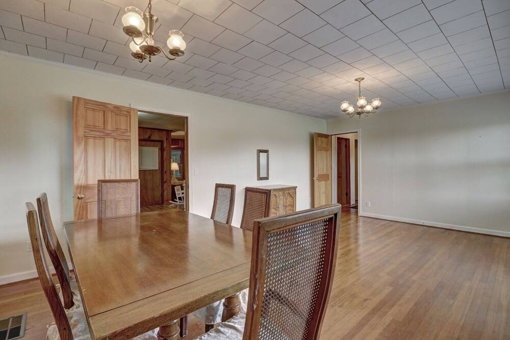 Photo of Kitchen in Woodland