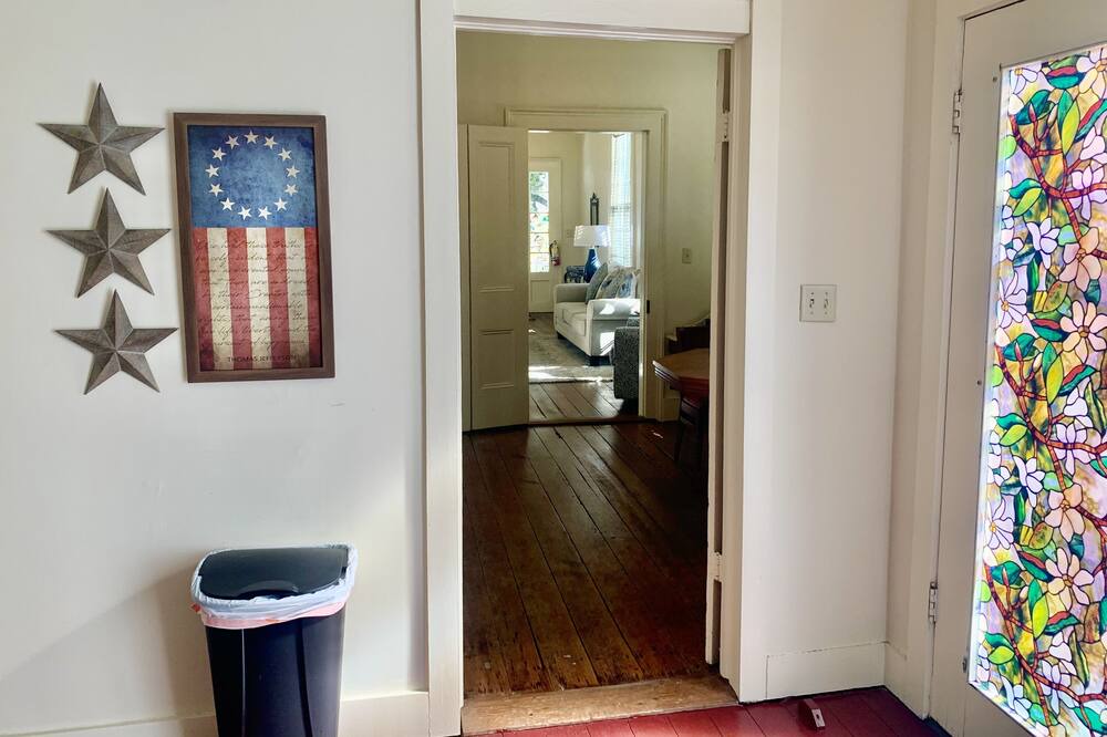 Photo of Bedroom in Montgomery