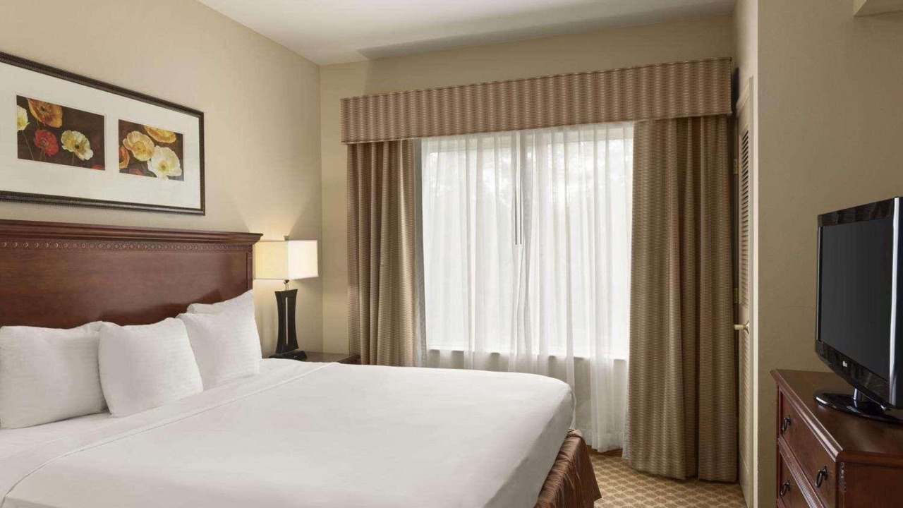 Photo of Bedroom in Saraland