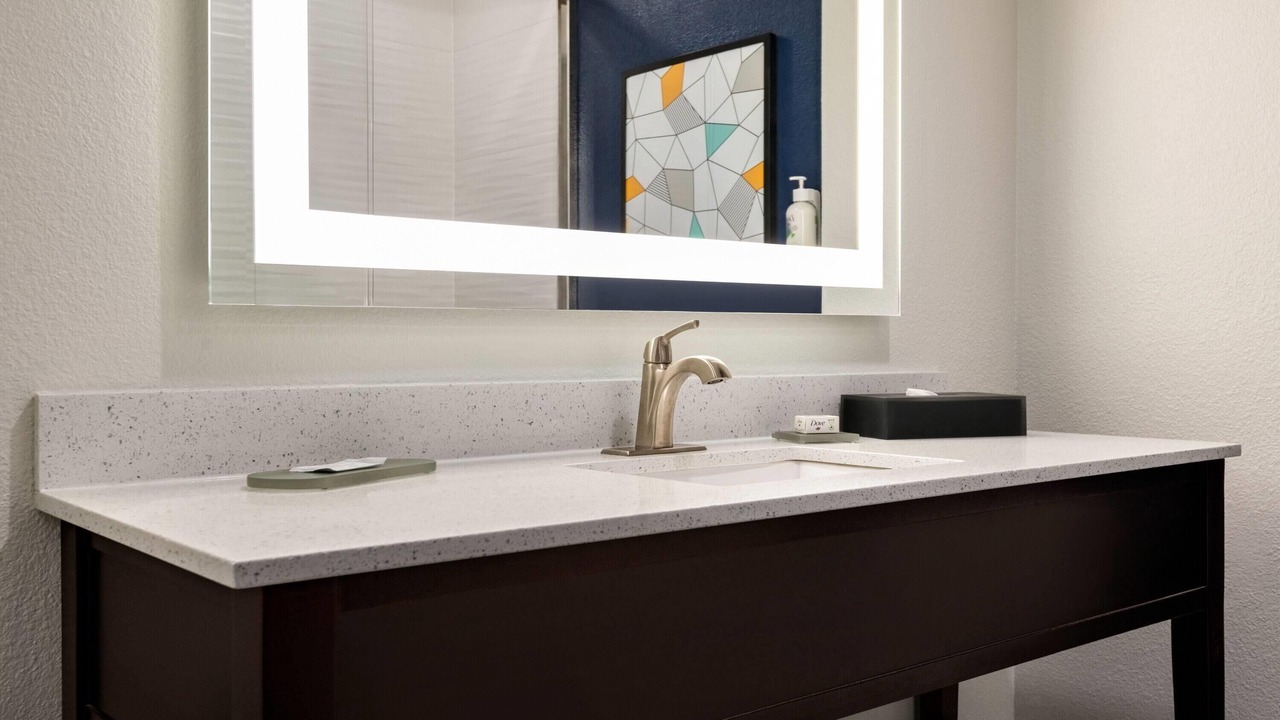 Photo of Bathroom in Gunter Afs