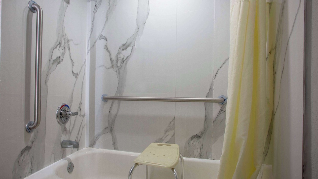 Photo of Bathroom in Mobile