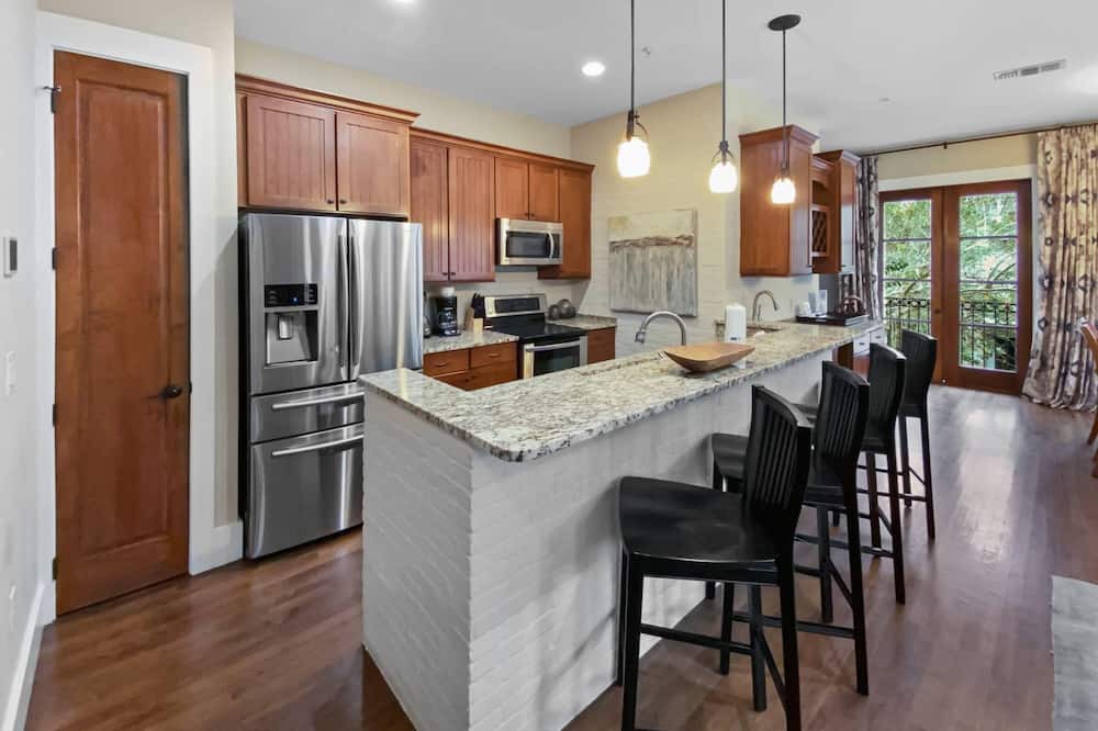 Photo of Kitchen in Baytowne Wharf