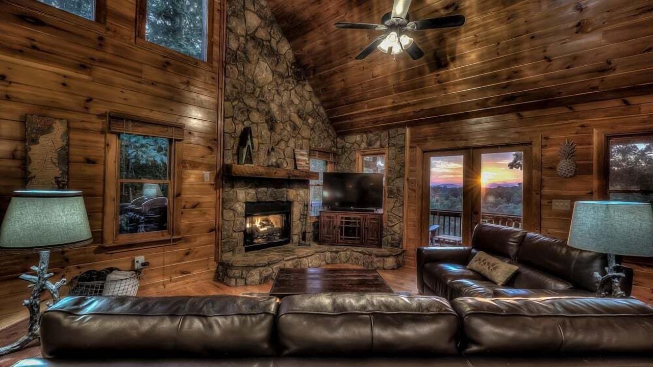 Photo of Livingroom in My Mountain