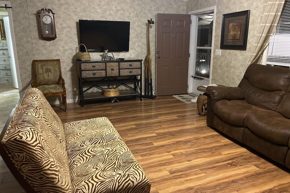 Photo of Livingroom in Pierson