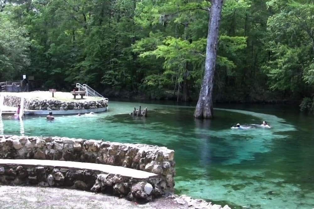 Photo of Outdoor in Pierson