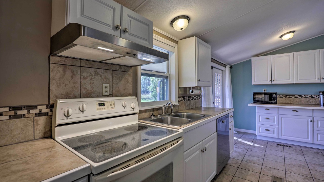 Photo of Kitchen in Interlachen