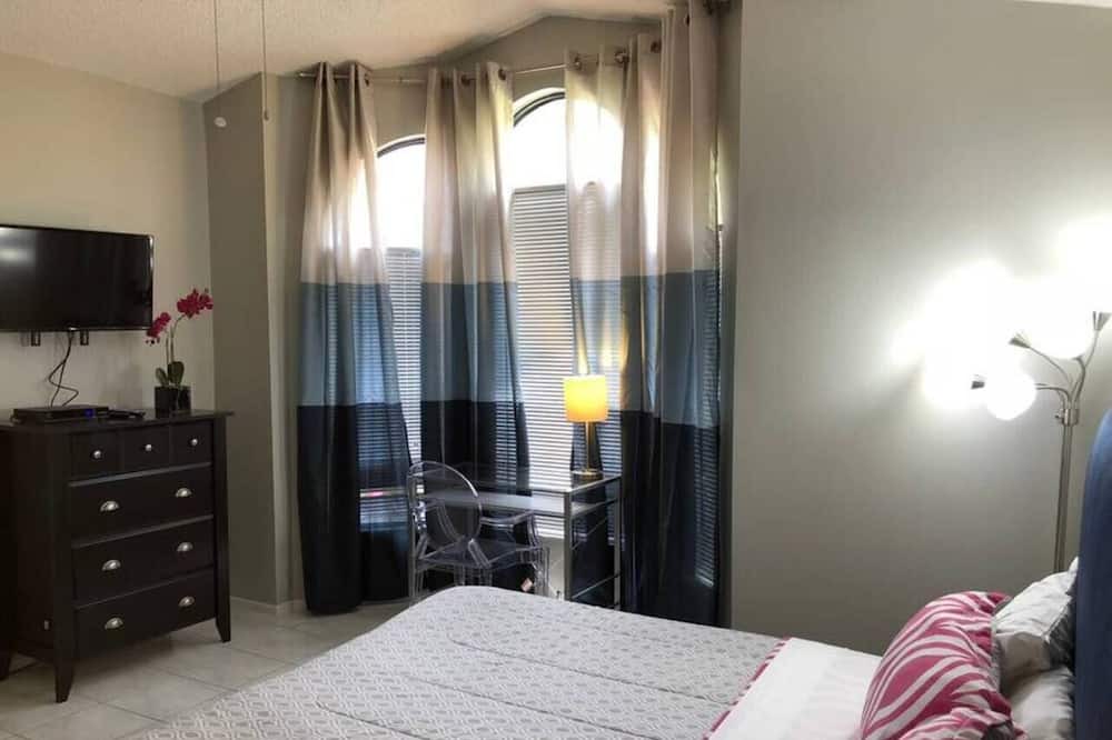 Photo of Bedroom in Williamsburg