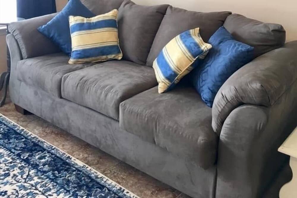 Photo of Livingroom in Enterprise