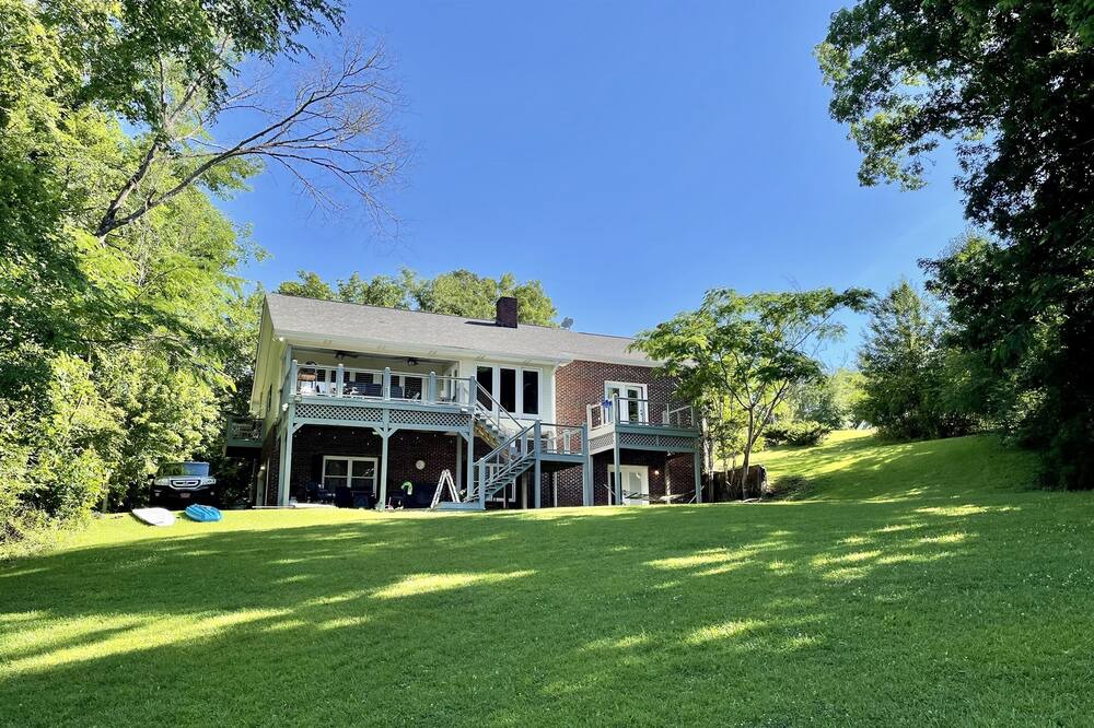 Photo of Outdoor in Northport