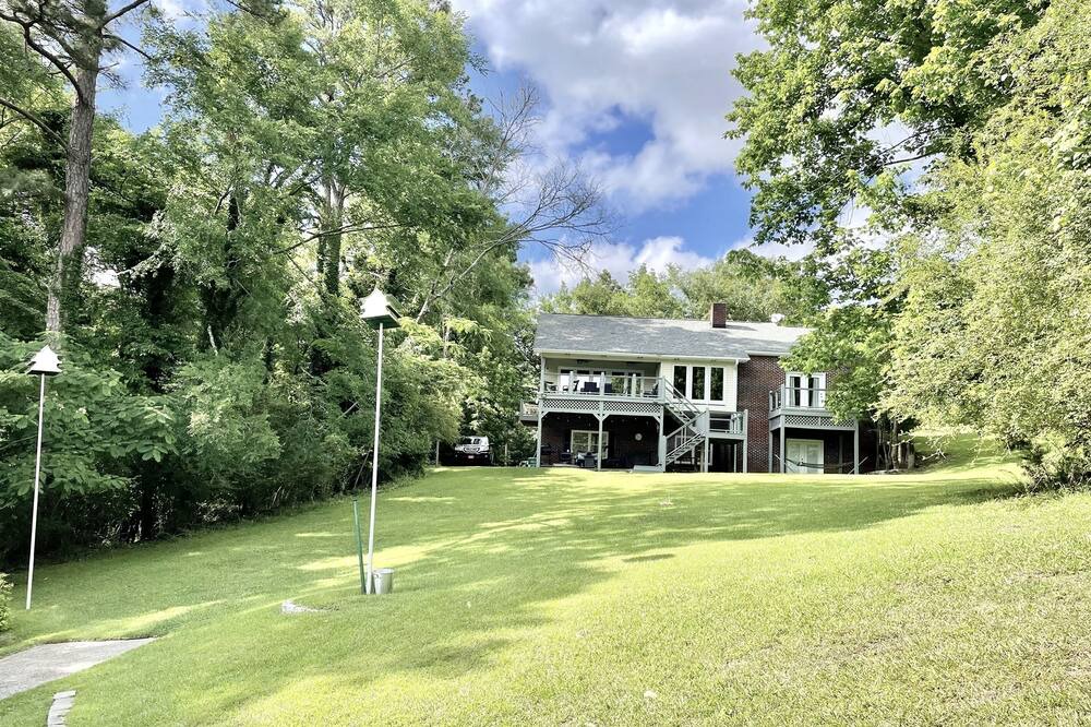 Photo of Outdoor in Northport