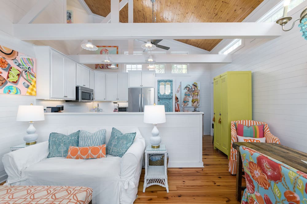 Photo of Livingroom in Tybee Island