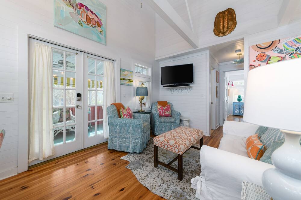 Photo of Livingroom in Tybee Island