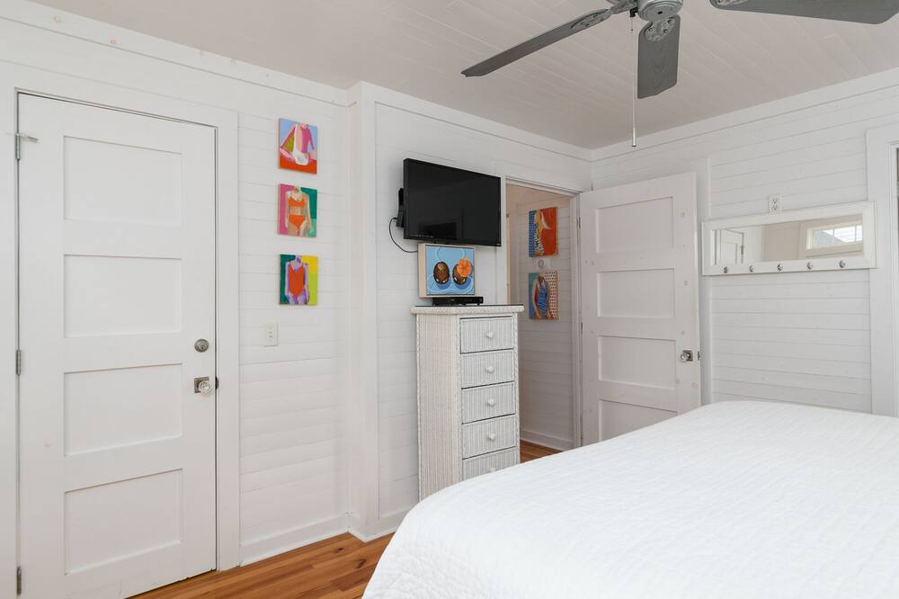 Photo of Bathroom in Tybee Island