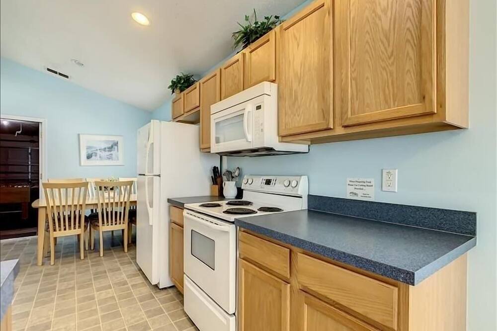 Photo of Kitchen in Florida Pines
