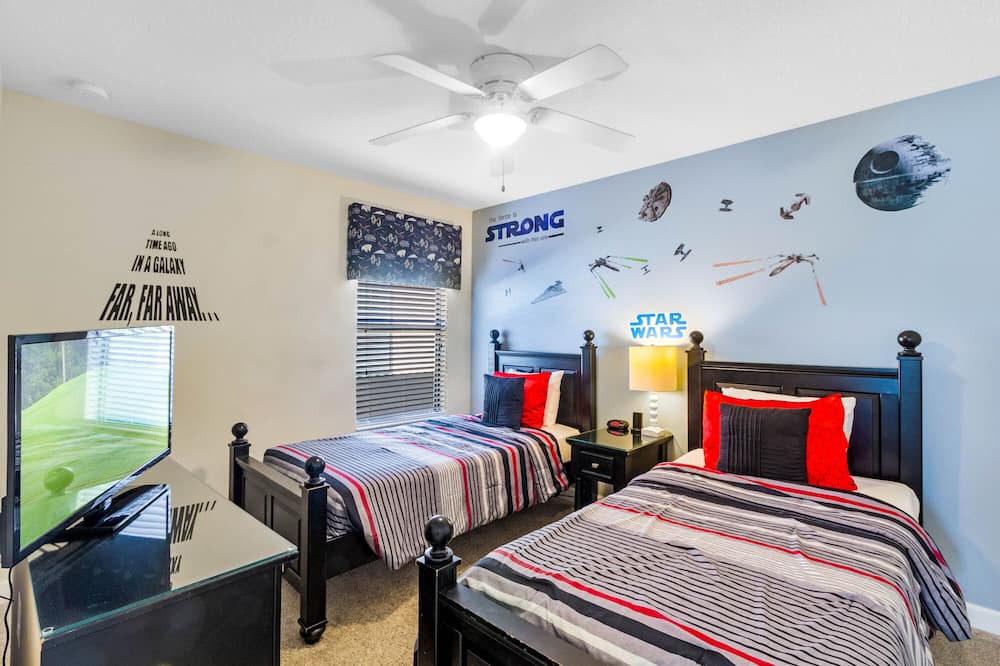 Photo of Bedroom in Sunridge Woods