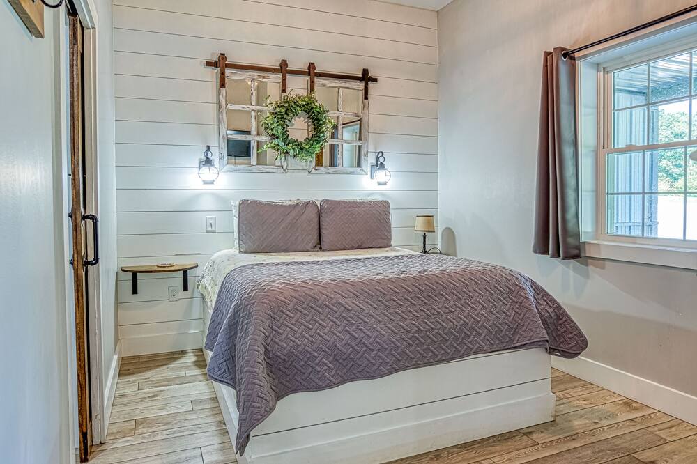 Photo of Bedroom in Waterloo