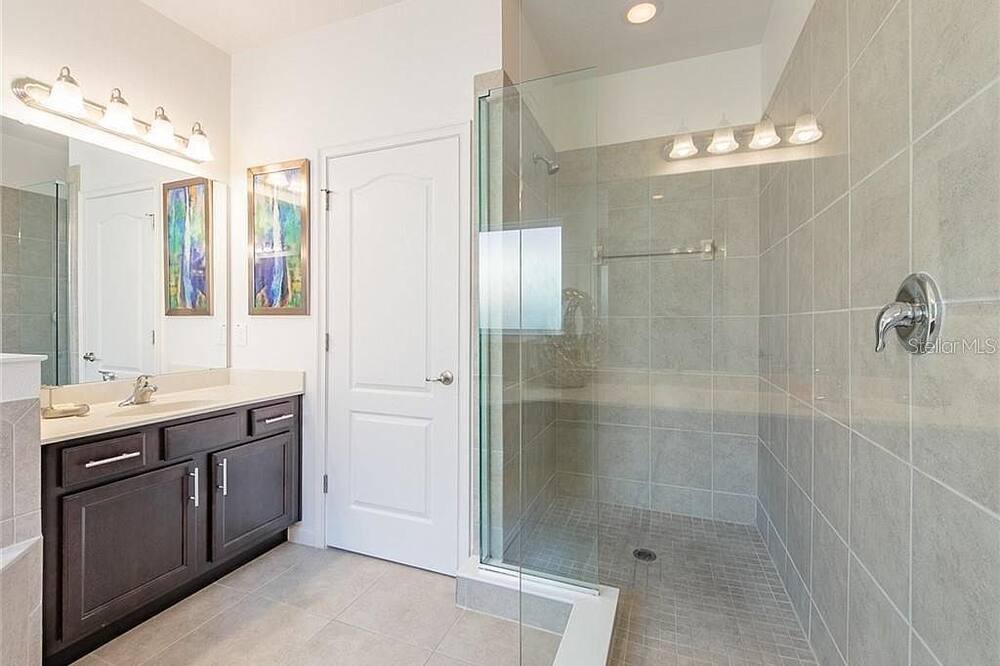 Photo of Bathroom in Loughman