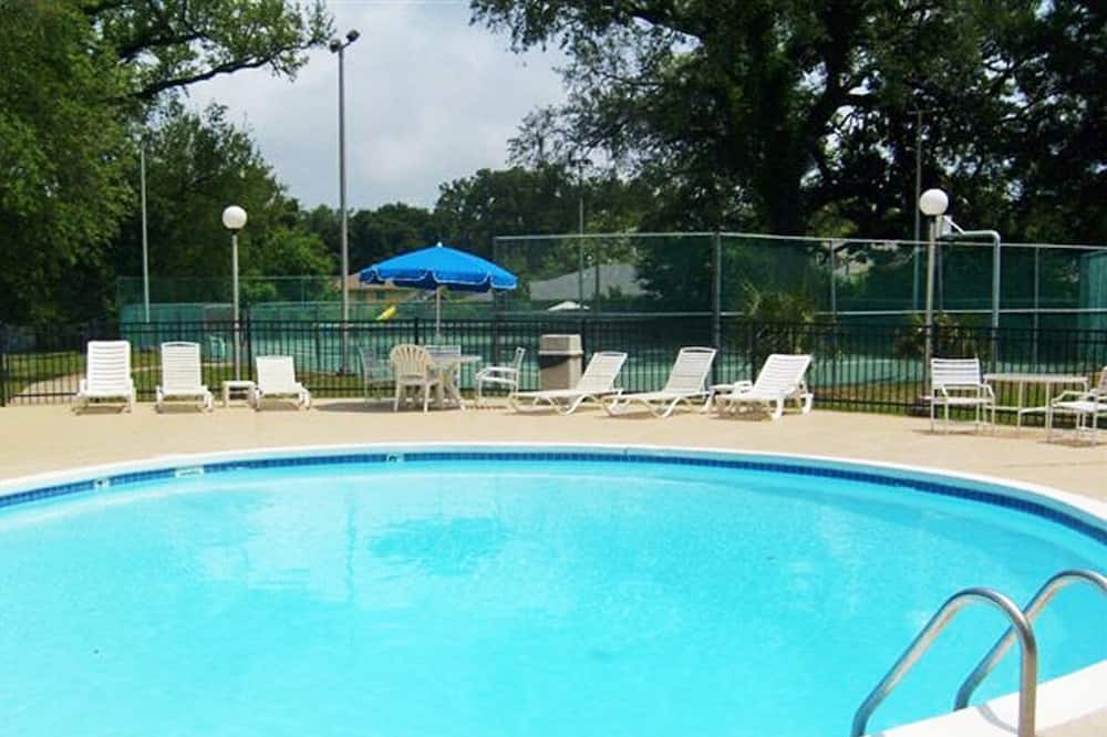 Photo of Outdoor in Biloxi
