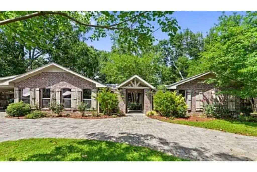 Photo of Outdoor in Gulf Hills