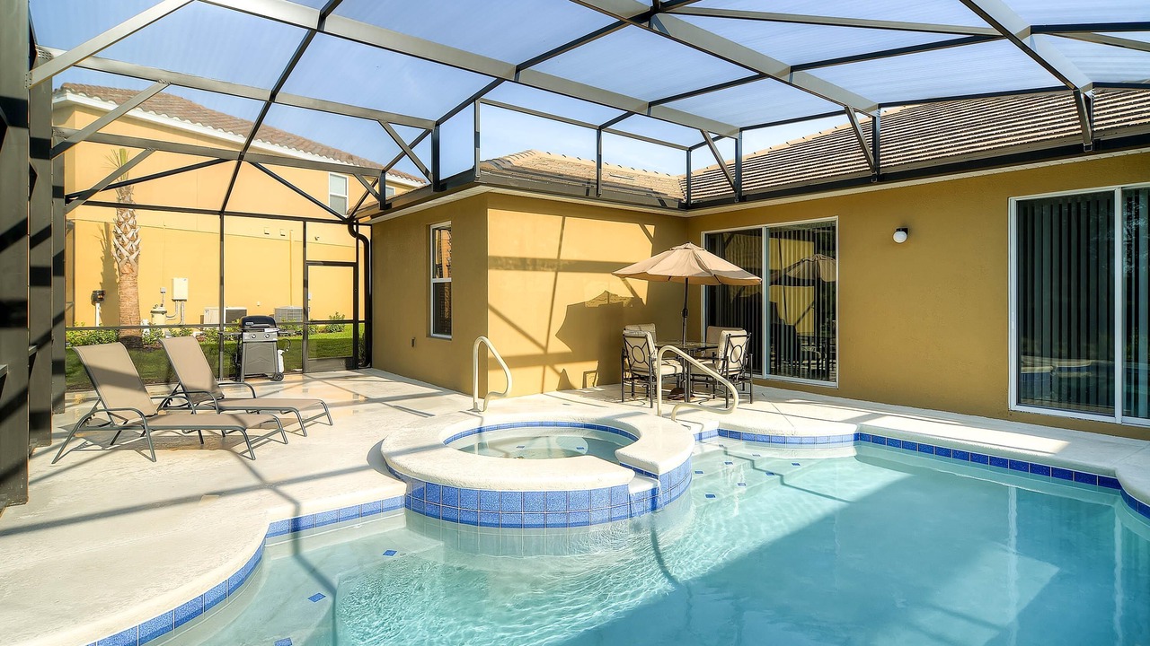 Photo of Outdoor in Loughman