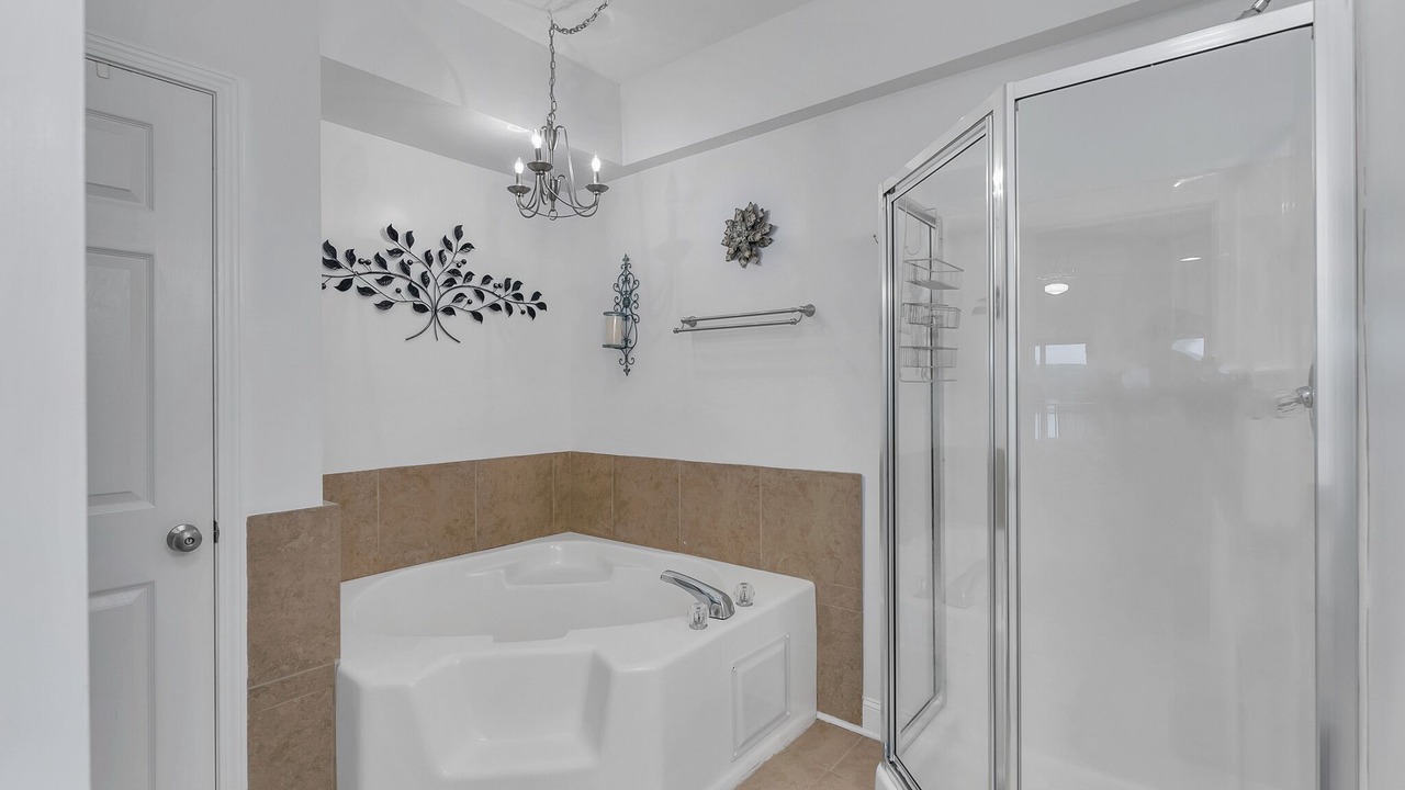 Photo of Bathroom in Jasper