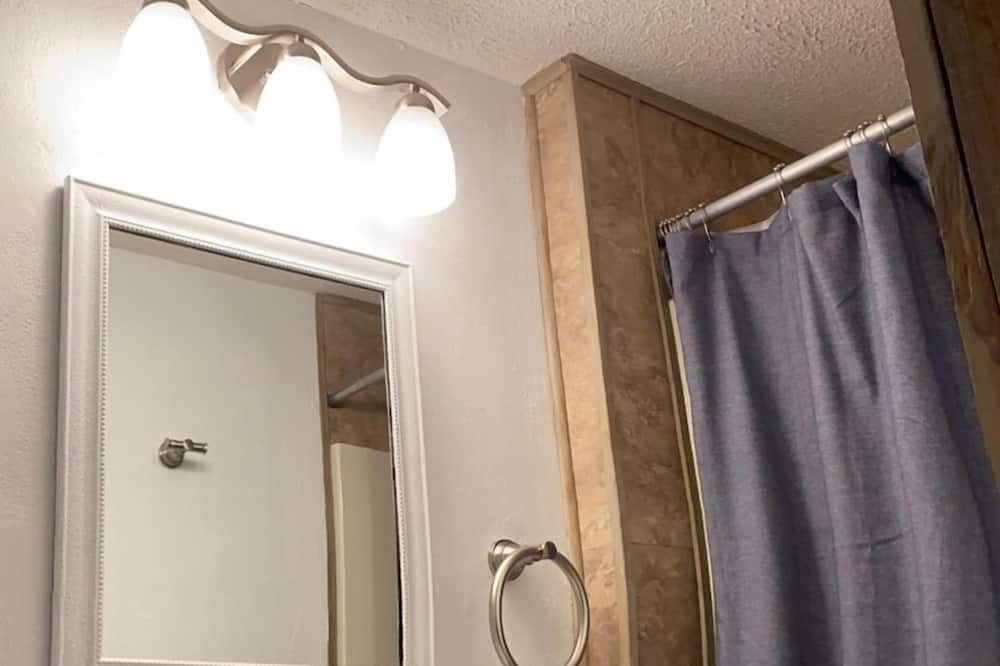 Photo of Bathroom in Iuka