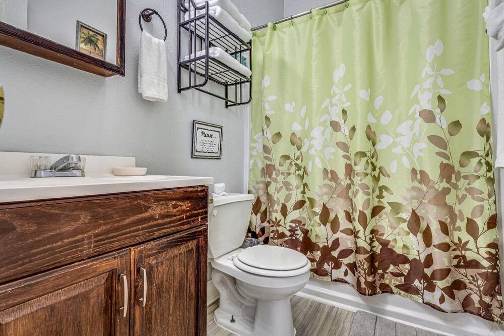 Photo of Bathroom in Faubourg Livaudais