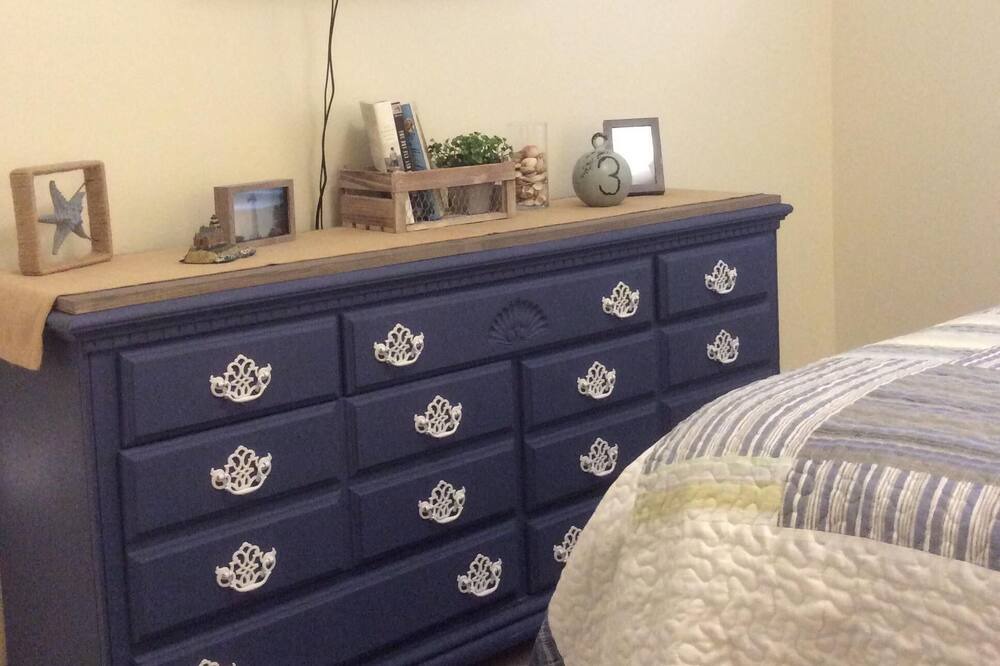 Photo of Bedroom in Saint Simons Heights