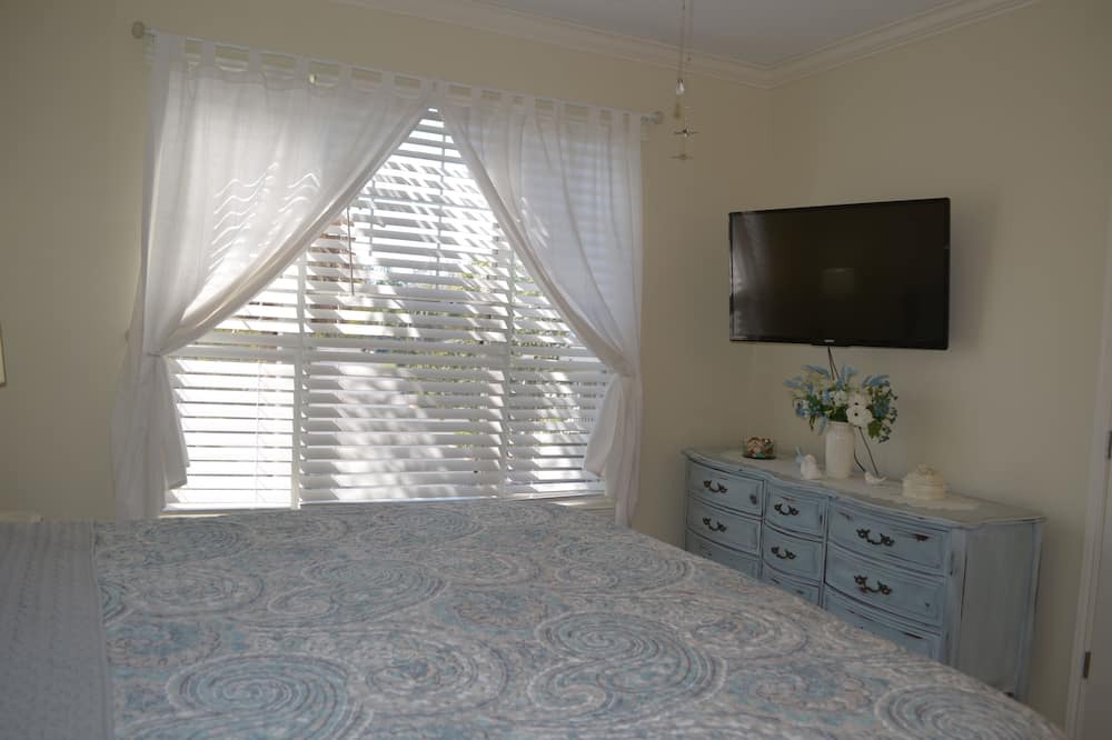 Photo of Bedroom in Saint Simons Heights