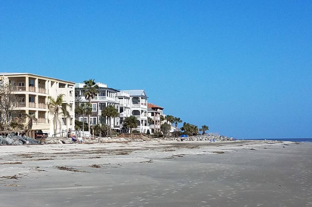 Photo of Others in Saint Simons Heights