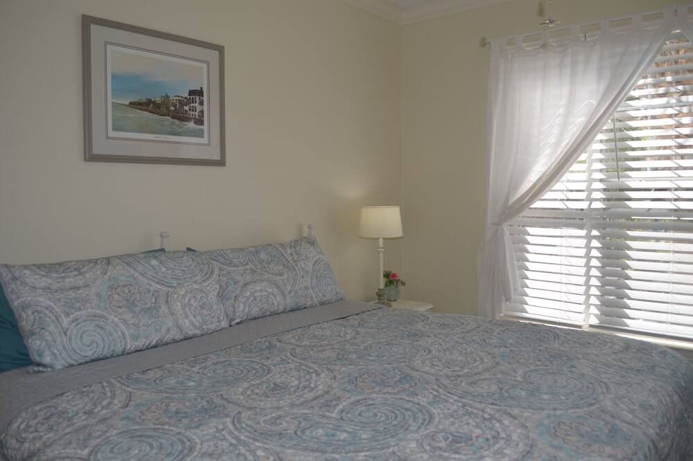 Photo of Bedroom in Saint Simons Heights