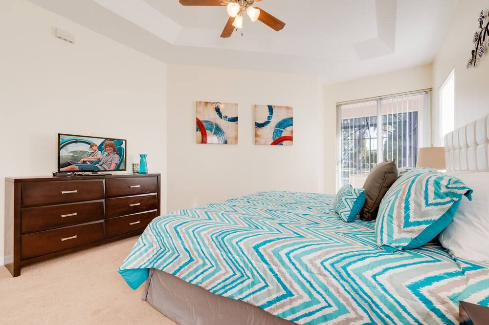 Photo of Bedroom in Tuscan Ridge