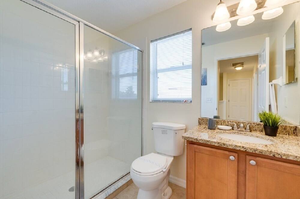 Photo of Bathroom in Tuscan Ridge