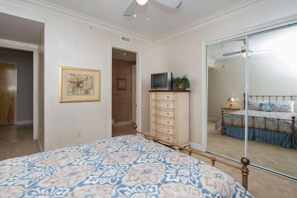 Photo of Bedroom in Ono Island