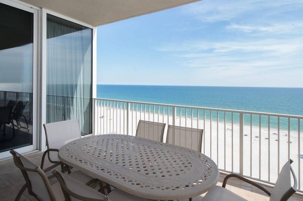 Photo of Patio Balcony in Ono Island
