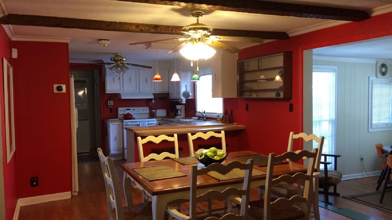 Photo of Livingroom in Milledgeville