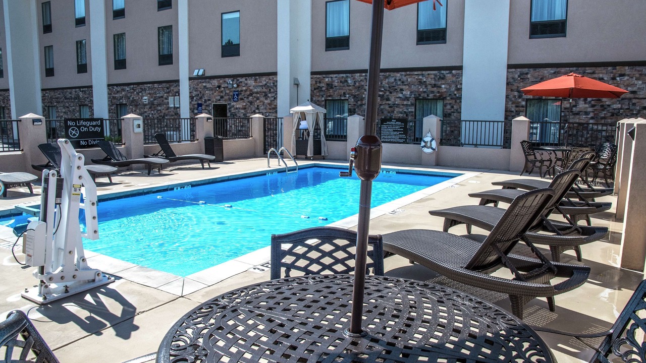 Photo of Outdoor in Hartwell