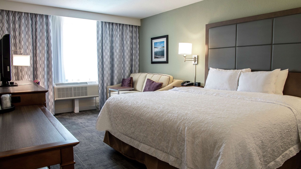 Photo of Bedroom in Hartwell