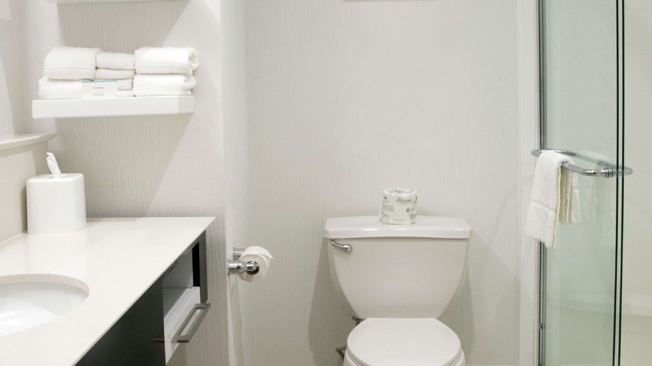 Photo of Bathroom in Hartwell