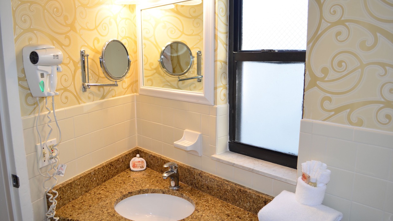Photo of Bathroom in Reeds