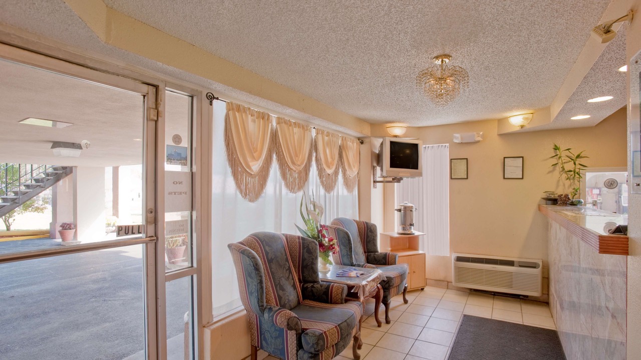 Photo of Livingroom in Savannah