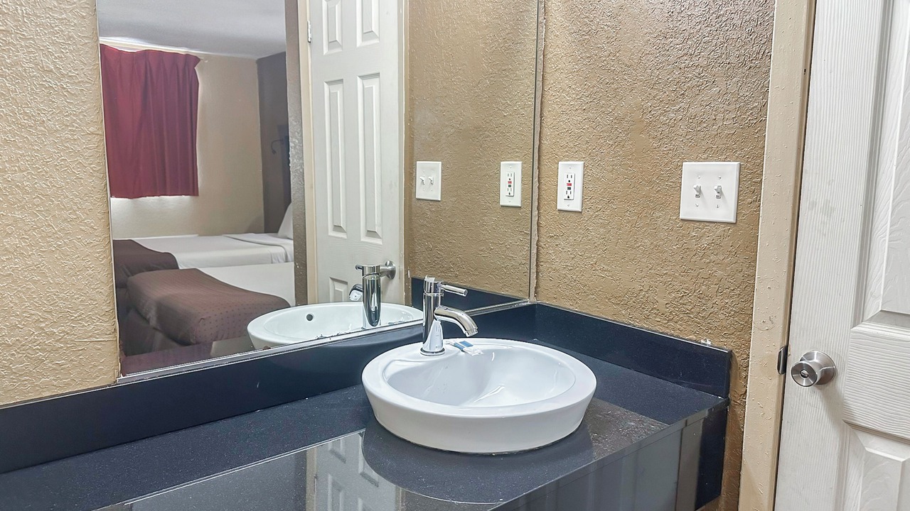 Photo of Bathroom in Mobile