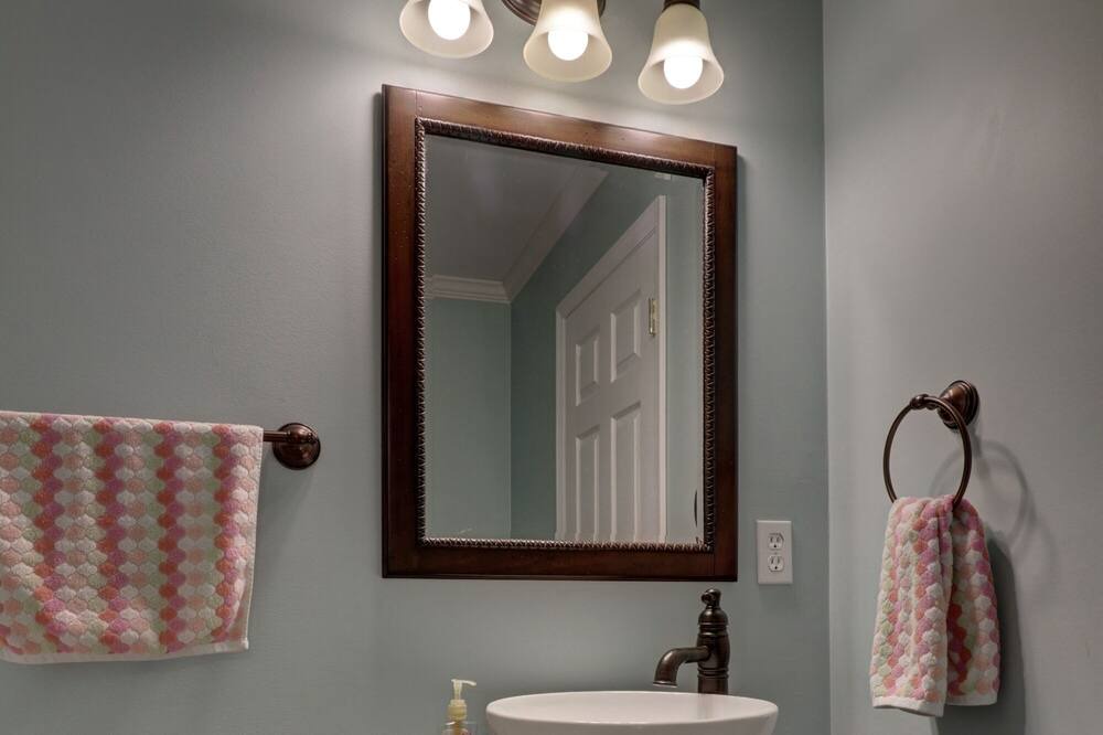 Photo of Bathroom in Jacksons' Gap
