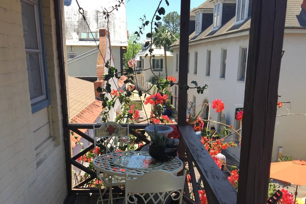 Photo of Patio Balcony in Old Town