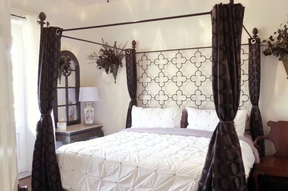 Photo of Bedroom in Old Town