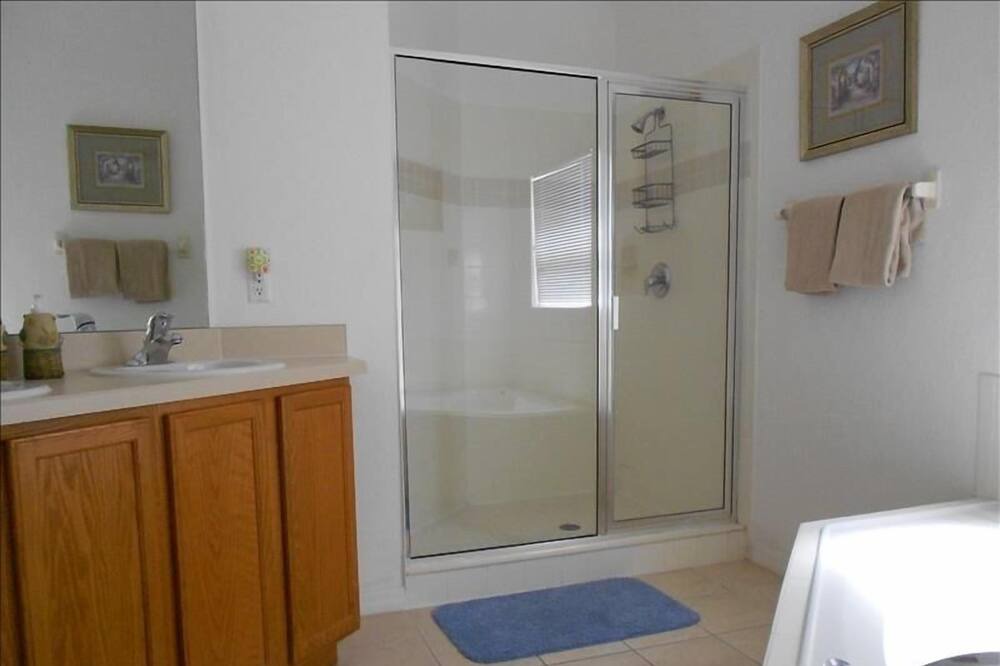 Photo of Bathroom in Vizcay