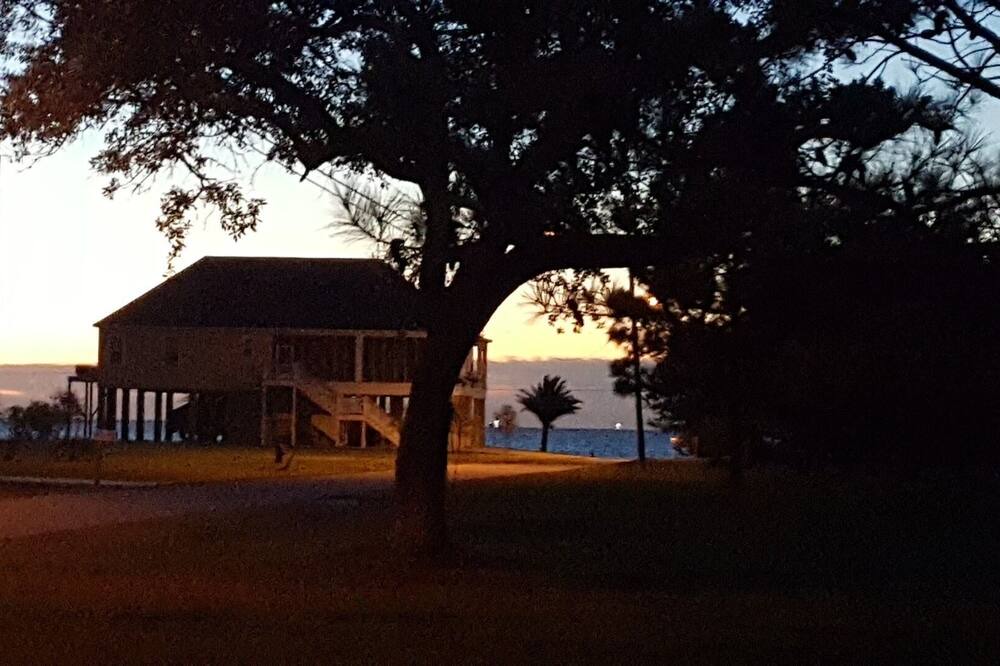 Photo of Outdoor in Waveland