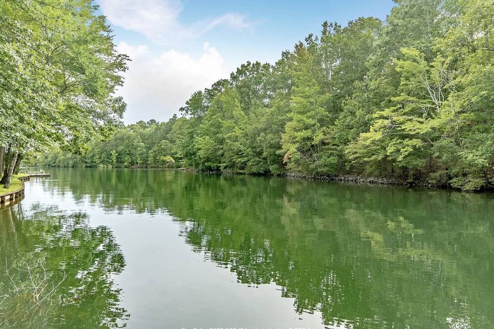 Photo of Outdoor in Smith Mountain Estates